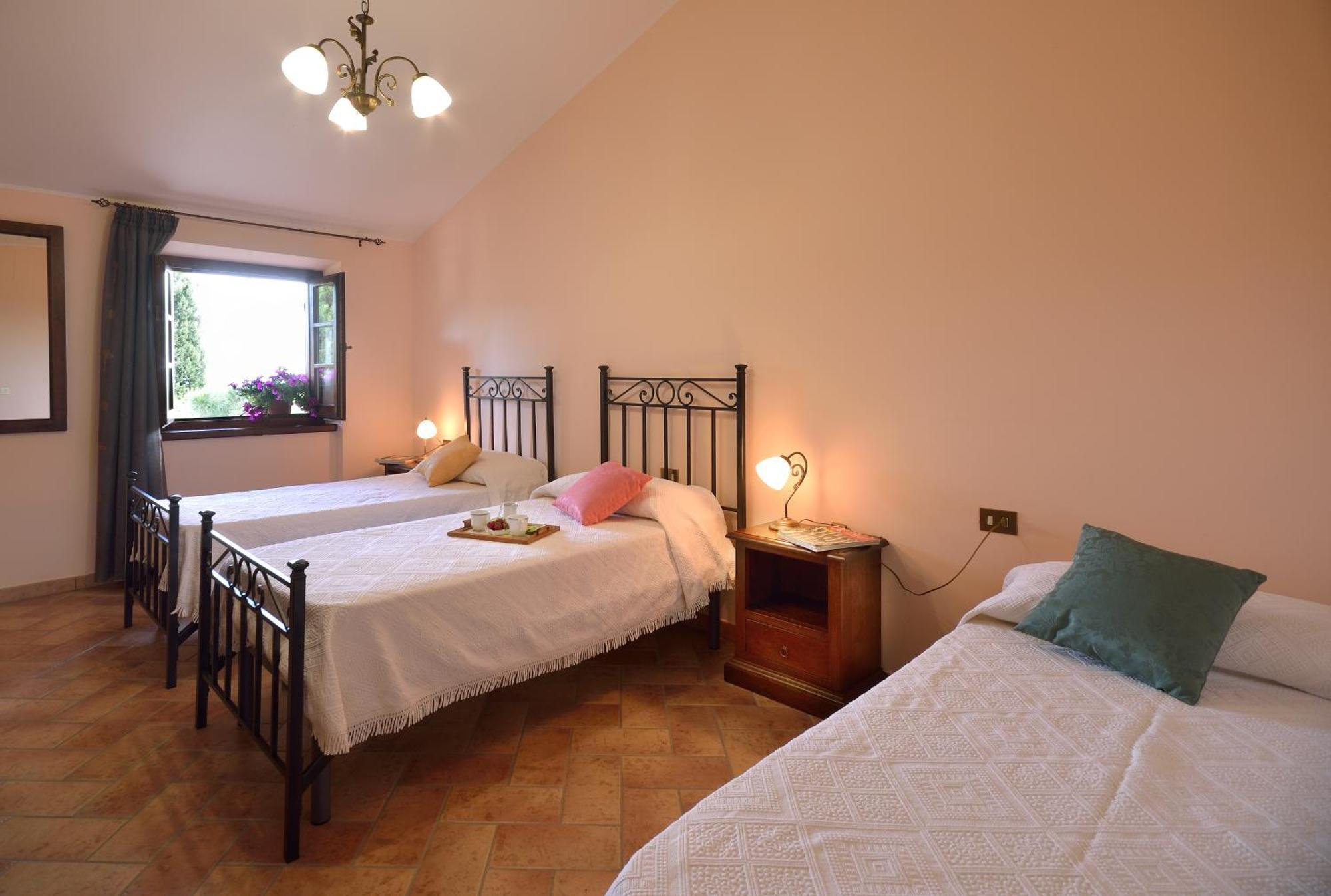 Agriturismo San Severo Passignano sul Trasimeno Δωμάτιο φωτογραφία